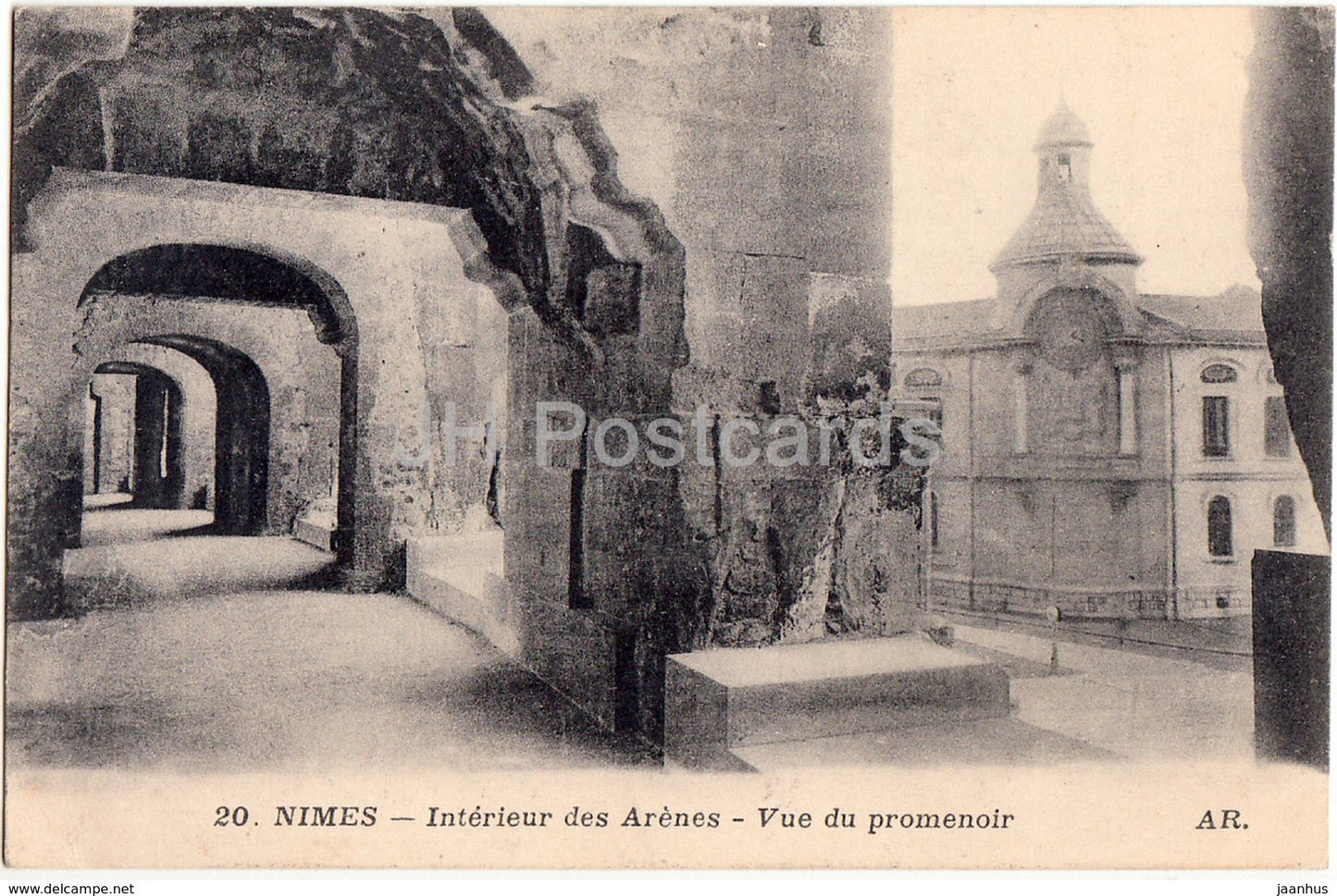 Nimes - Interieur des Arenes - Vue du promenoir - 20 - 1915 - old postcard - France - used - JH Postcards
