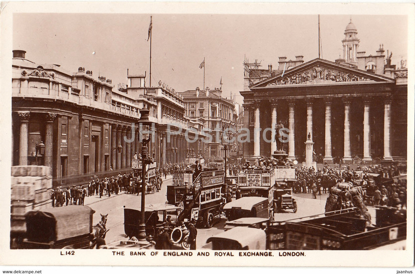 London - The Bank of England and Royal Exchange - cars - 142 - old postcard - England - United Kingdom - used - JH Postcards