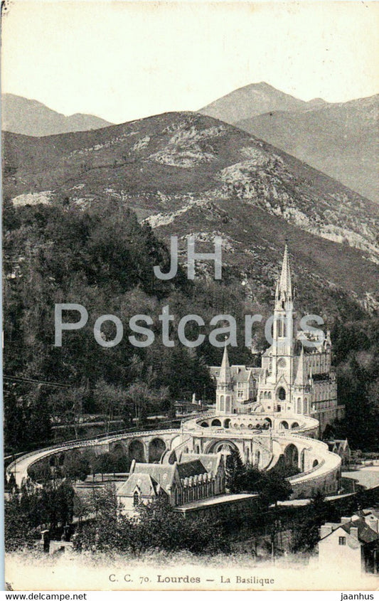 Lourdes - La Basilique - cathedral - 70 - old postcard - 1935 - France - used - JH Postcards
