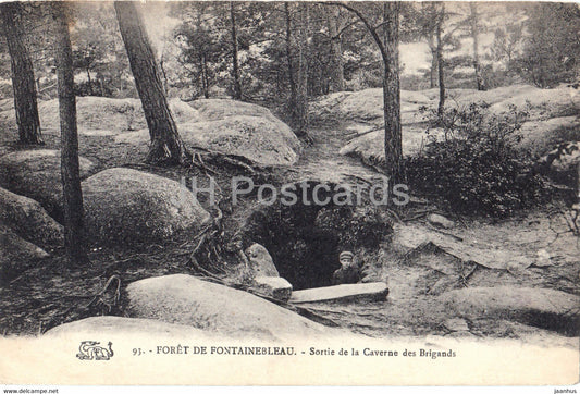 Foret de Fontainebleau - Sortie de la Caverne des Brigands - 93 - old postcard - 1924 - France - used - JH Postcards