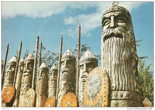 uncle marine - Glade of fairy tales - wooden sculptures - Yalta - 1983 - Ukraine USSR - unused - JH Postcards
