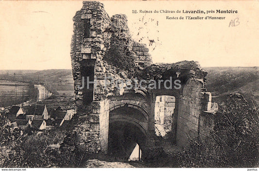 Ruines du Chateau de Lavardin - pres Montoire - castle ruins - 52 - old postcard - 1914 - France - used - JH Postcards