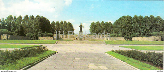 Piskaryovskoye Memorial Cemetery - Central part of the memorial complex - 1985 - Russia USSR - unused - JH Postcards