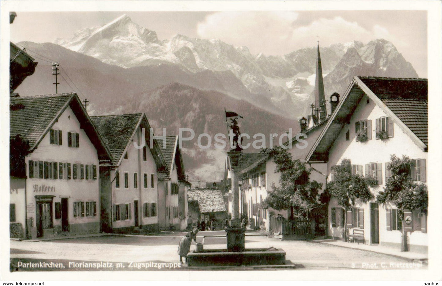 Partenkirchen - Floriansplatz m Zugspitzgruppe - old postcard - 1933 - Germany - used - JH Postcards