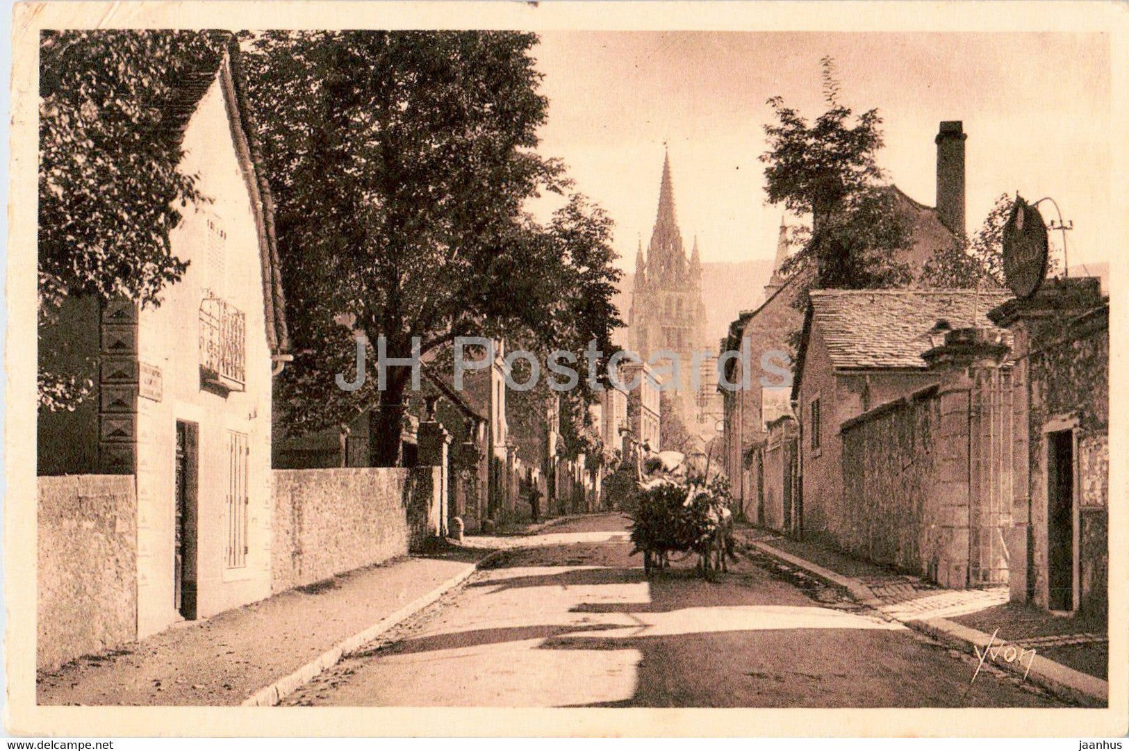 Mende - Perspective sur la Cathedrale - La Douce France - 5 - old postcard - France - used - JH Postcards