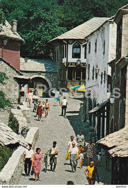 Mostar street view - Yugoslavia - Bosnia and Herzegovina - unused - JH Postcards