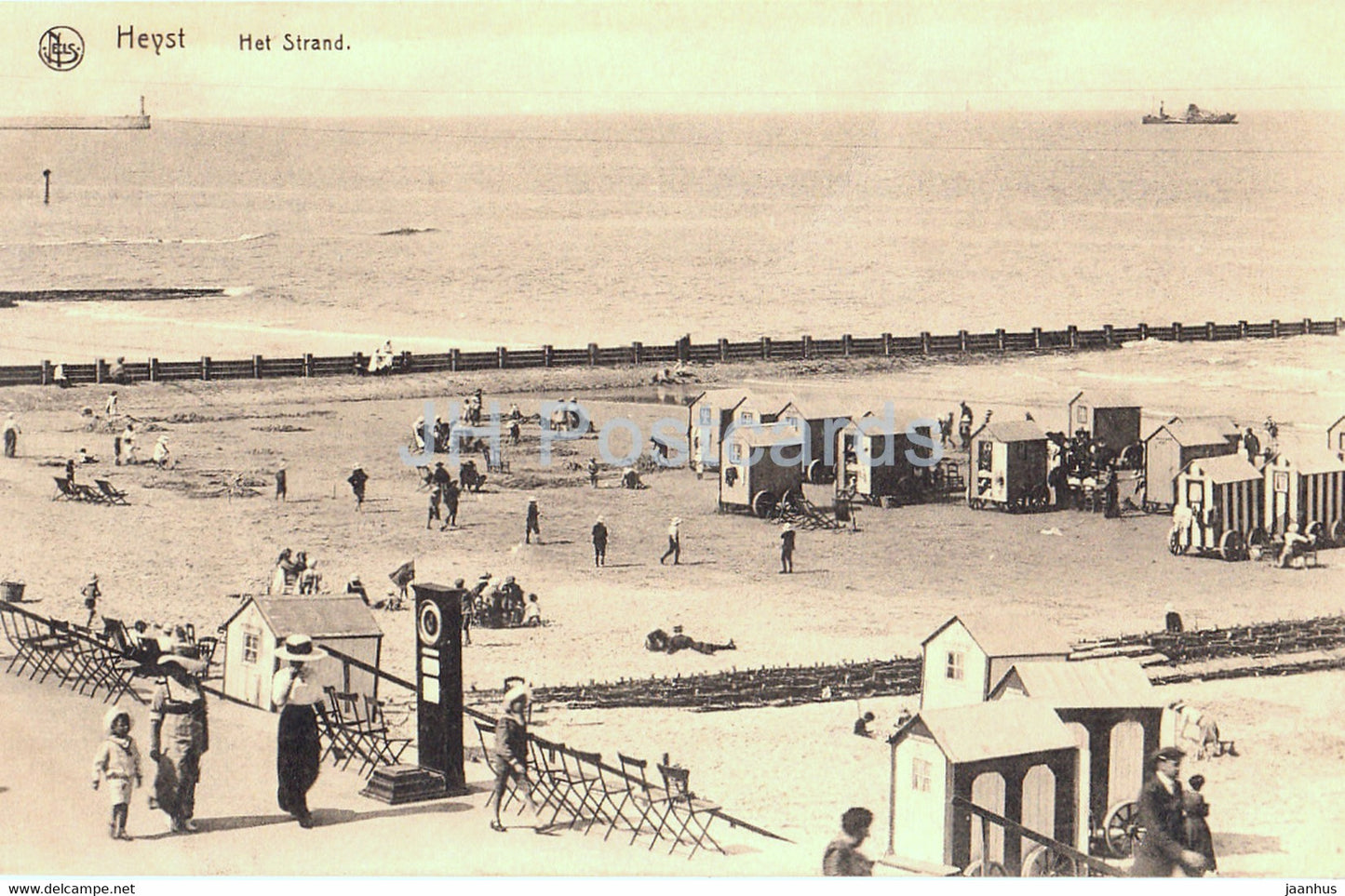 Heyst - Heist - Het Strand - beach - old postcard - Belgium - unused - JH Postcards