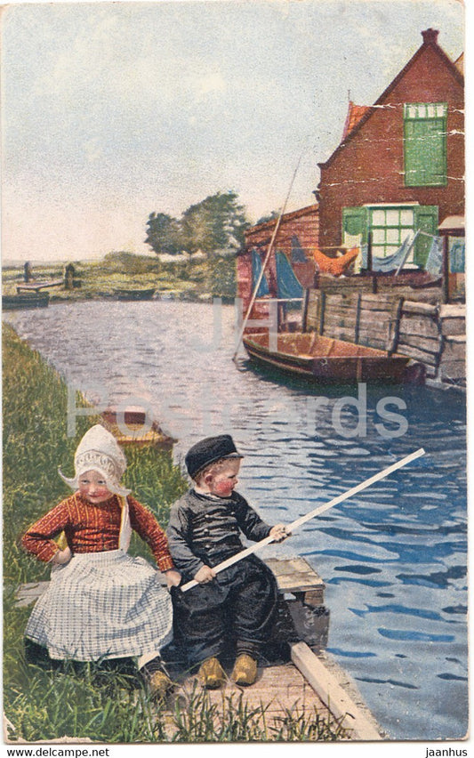 Children in Folk Costumes - windmill - Photochromie - 4476 - old postcard - 1922 - Netherlands - used - JH Postcards