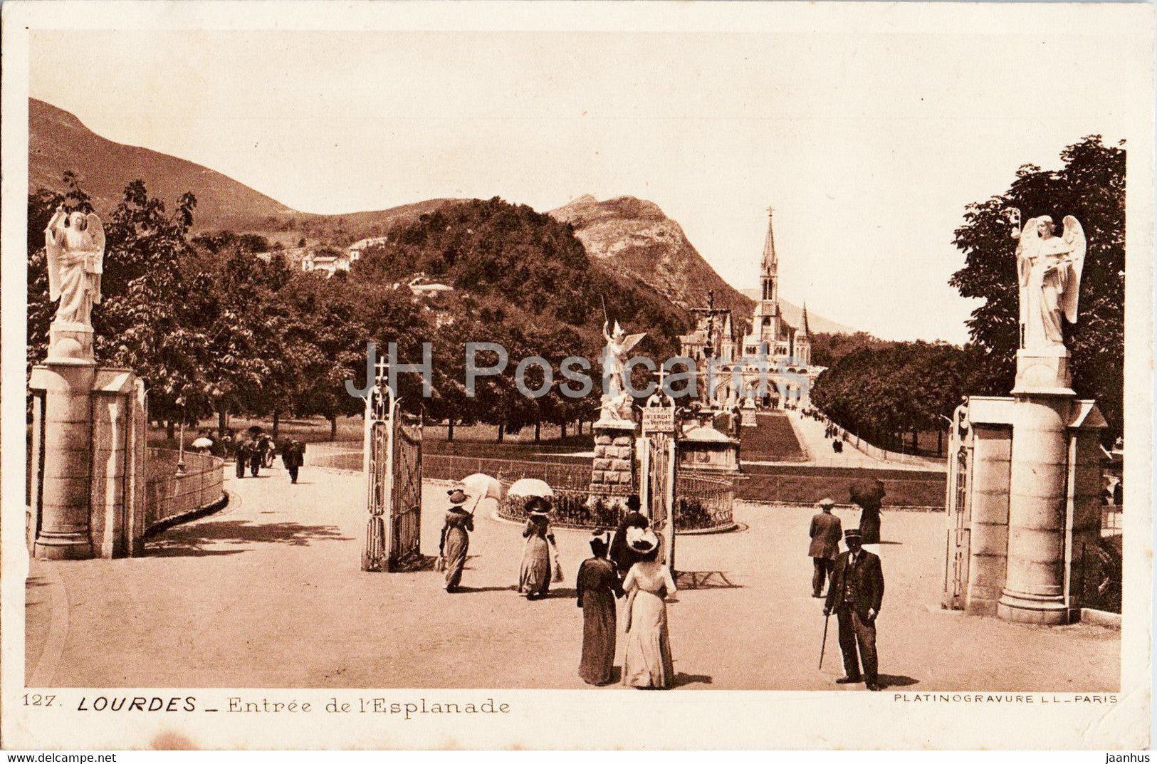Lourdes - Entree de l'Esplanade - 127 - old postcard - France - used - JH Postcards