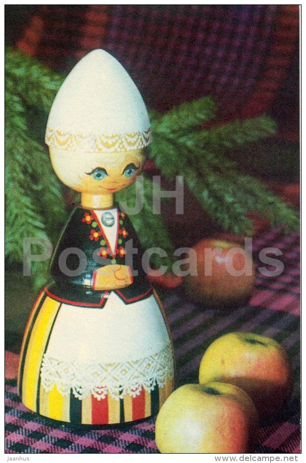 New Year Greeting card - apples - wooden doll in Estonian Folk Costumes - 1973 - Estonia USSR - used - JH Postcards