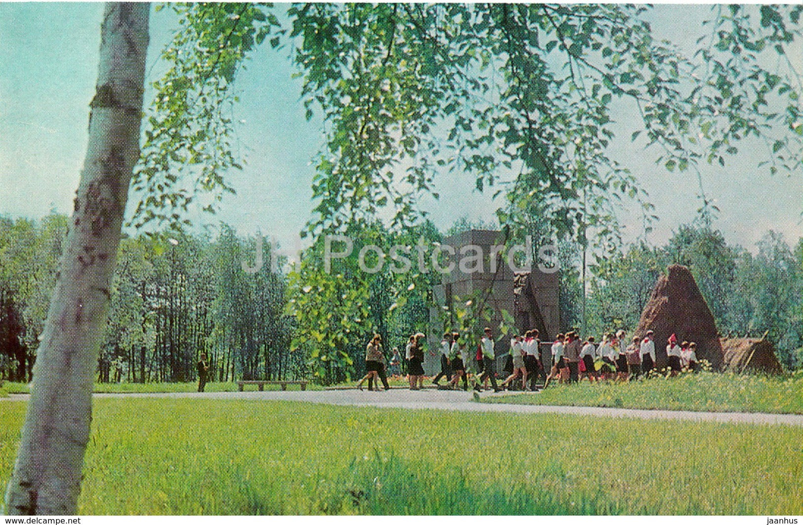 Razliv - Model of Lenin's Hut - pioneers - Lenin Memorial - 1970 - Russia USSR -  unused - JH Postcards