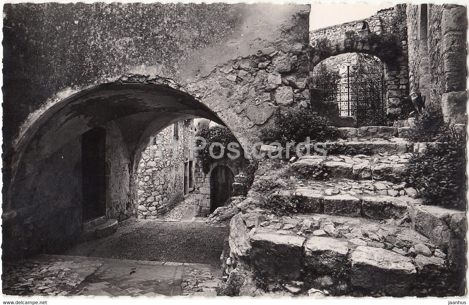 Eze Village - L'Entree du Museum - France - unused - JH Postcards