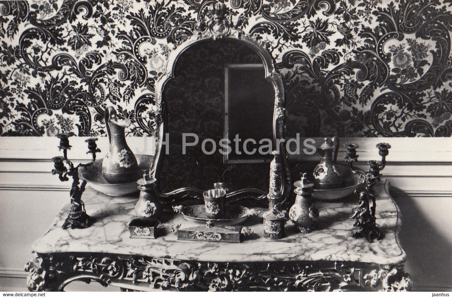 Petrodvorets - Grand Palace . Mirror and toiletry in the dressing room - 1976 - Russia USSR - unused - JH Postcards