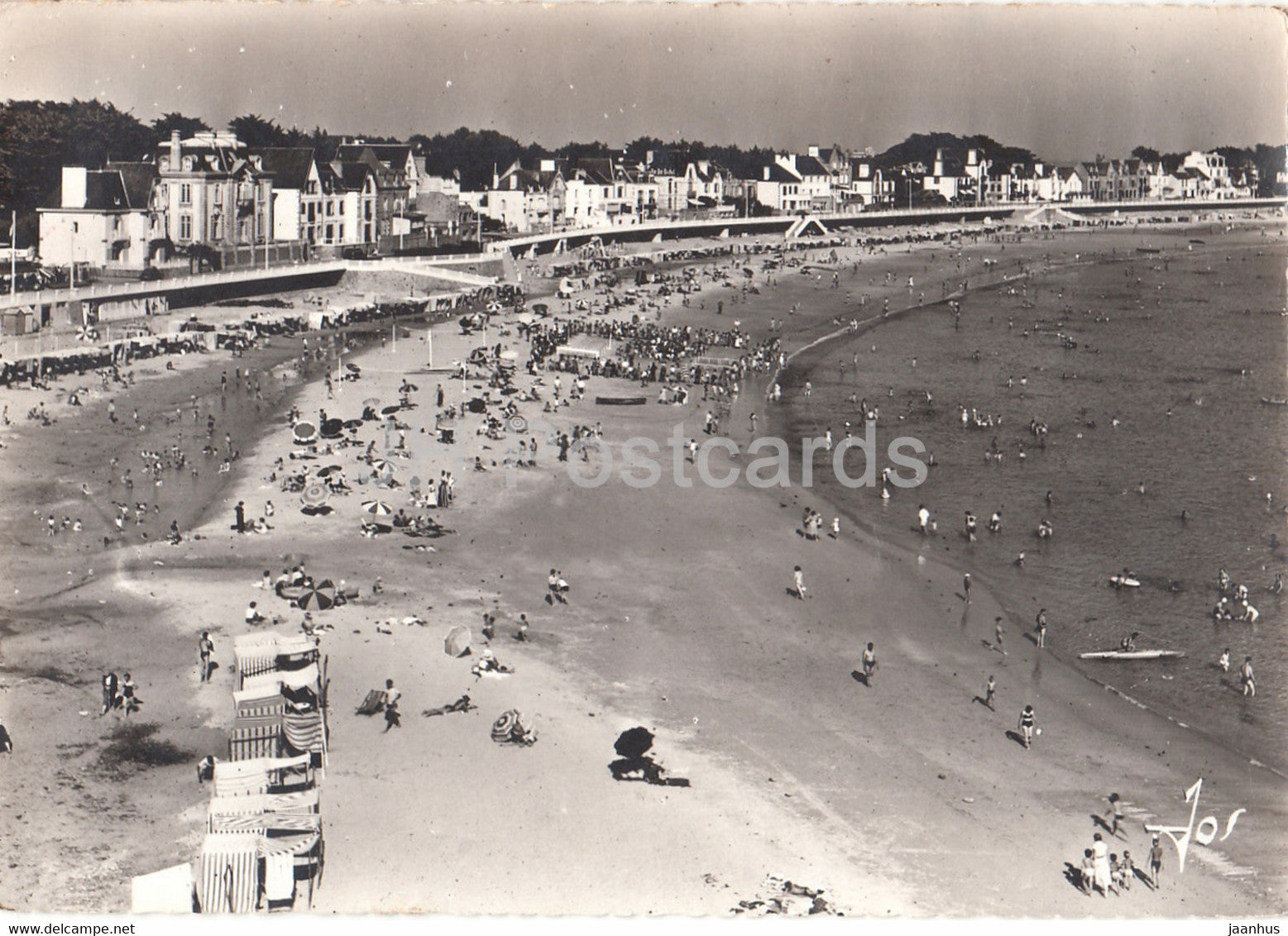 Quiberon - La Grande Plage et les villas - beach - 1985 - France - used - JH Postcards