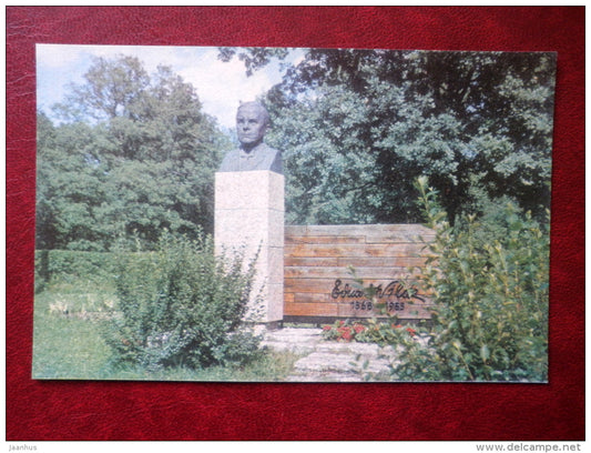 writer E. Vilde Memorial in Rakvere District - Places Connected to writer Eduard Vilde - 1975 - Estonia USSR - unused - JH Postcards