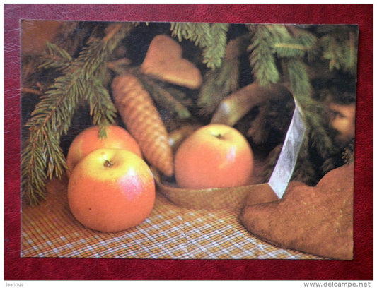 New Year Greeting card - Gingerbread - apples - 1983 - Estonia USSR - used - JH Postcards