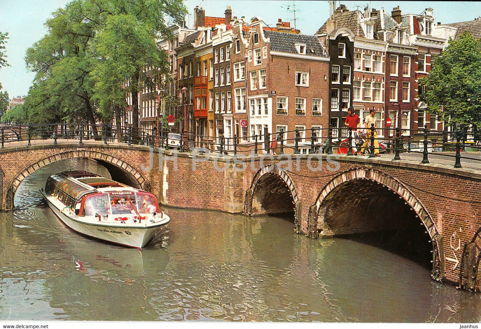 Amsterdam - The Keizersgracht Reguliersgracht at the seven bridges - boat - Netherlands - unused - JH Postcards