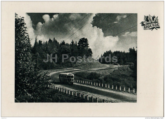 Road to Sigulda - bus - Sigulda - old postcard - Latvia USSR - unused - JH Postcards