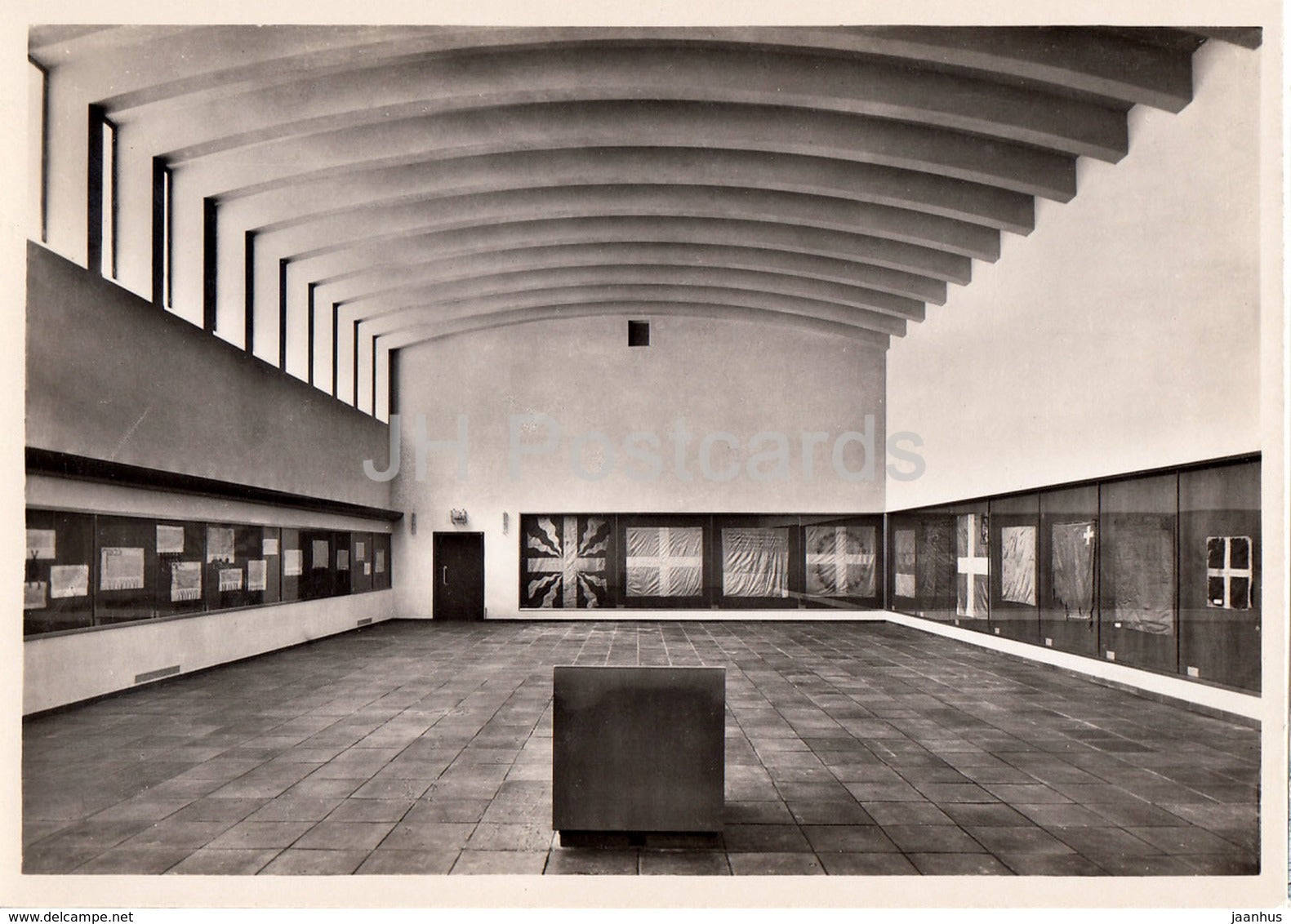 Schwyz - Ausstellungssaal des Bundesbrief Archives - 1957 - Switzerland - unused - JH Postcards