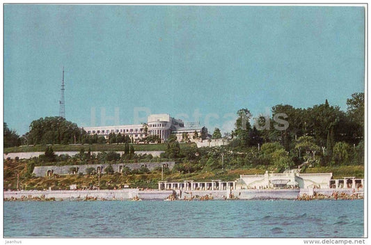 A view of Primorsky hotel - beach - Sochi - Black Sea Coast - 1966 - Russia USSR - unused - JH Postcards