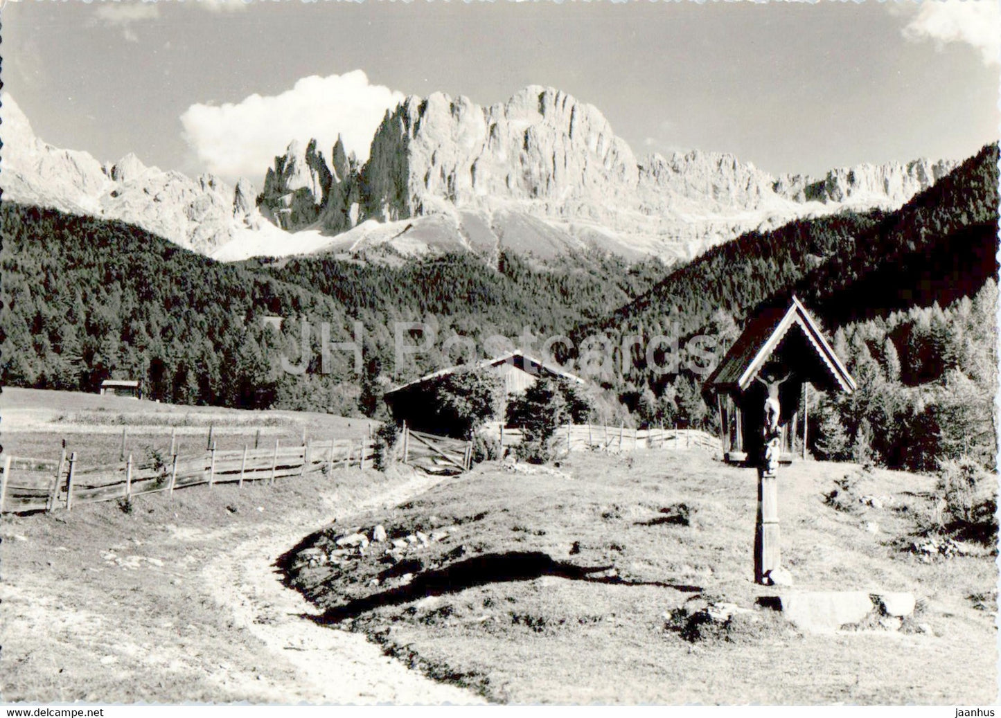 Gruppo del Catinaccio da S Cipriano - old postcard - Italy - unused - JH Postcards