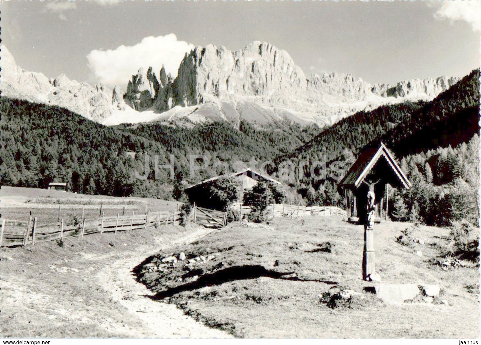 Gruppo del Catinaccio da S Cipriano - old postcard - Italy - unused - JH Postcards