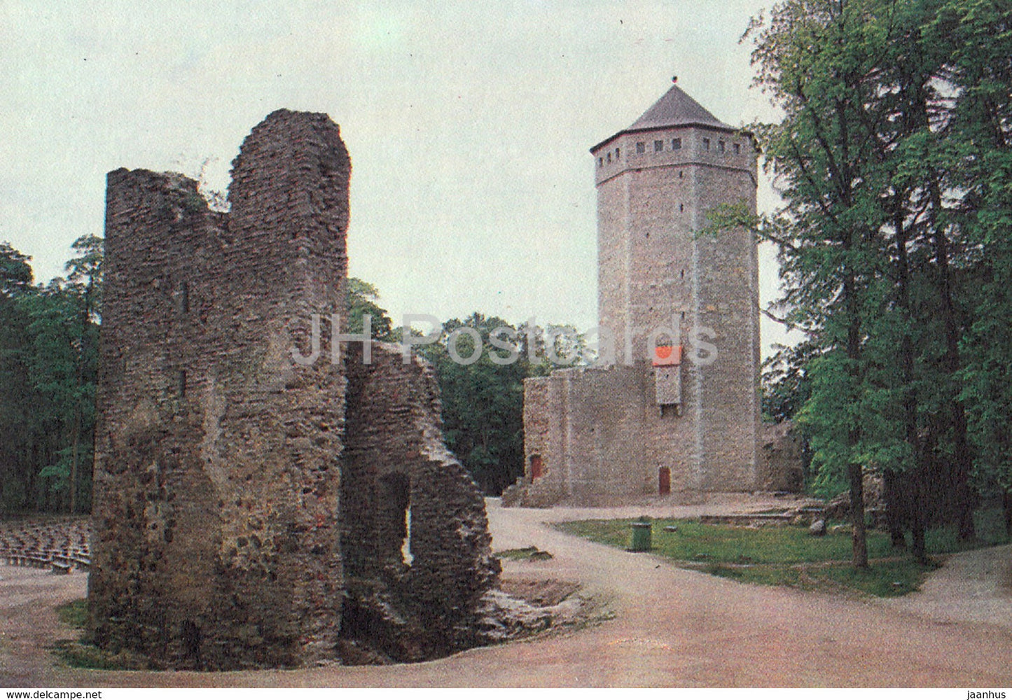 Paide - Vallimagi with a Castle Tower - 1993 - Estonia - unused - JH Postcards