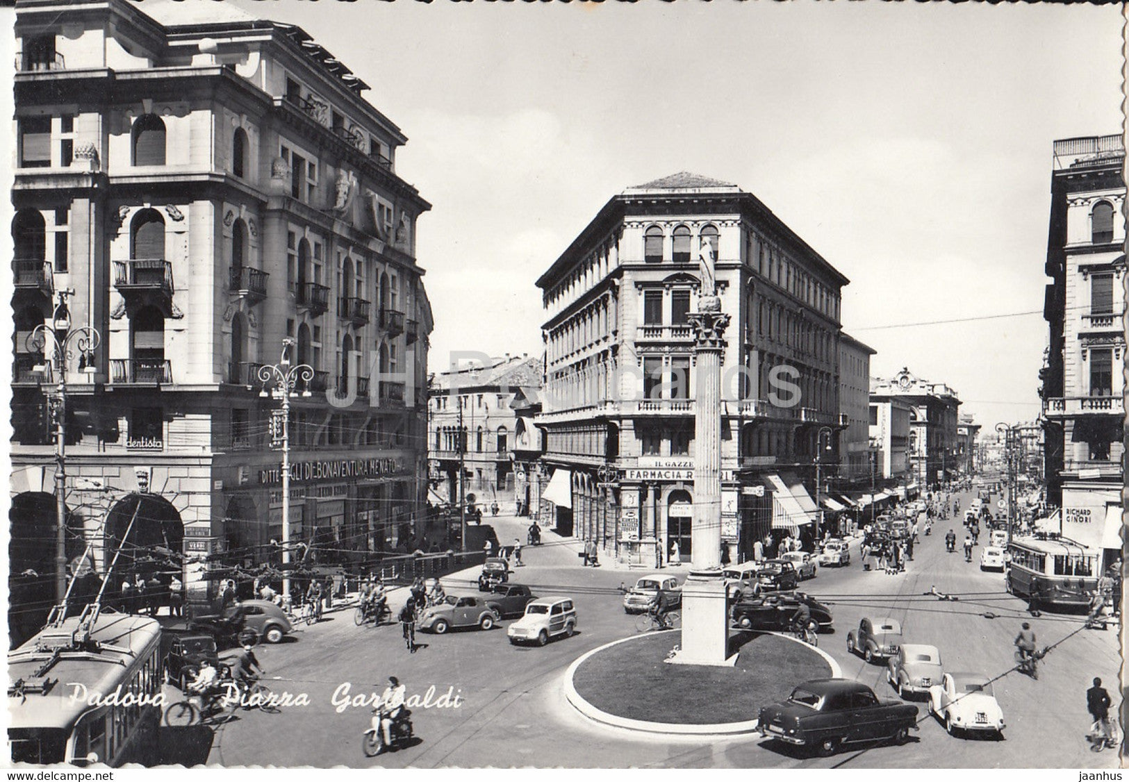 Padova - Piazza Garibaldi - car - trolleybus - square - old postcard - 1957 - Italy - used - JH Postcards