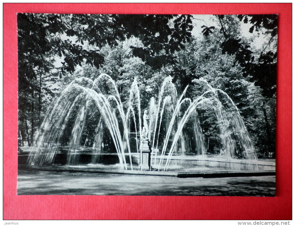 The Eve fountain - Petrodvorets reborn from the ashes - 1969 - USSR Russia - unused - JH Postcards