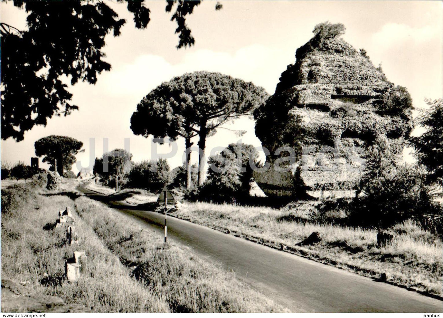 Roma - Rome - Via Appia Antica - road - 208 - Italy - used - JH Postcards