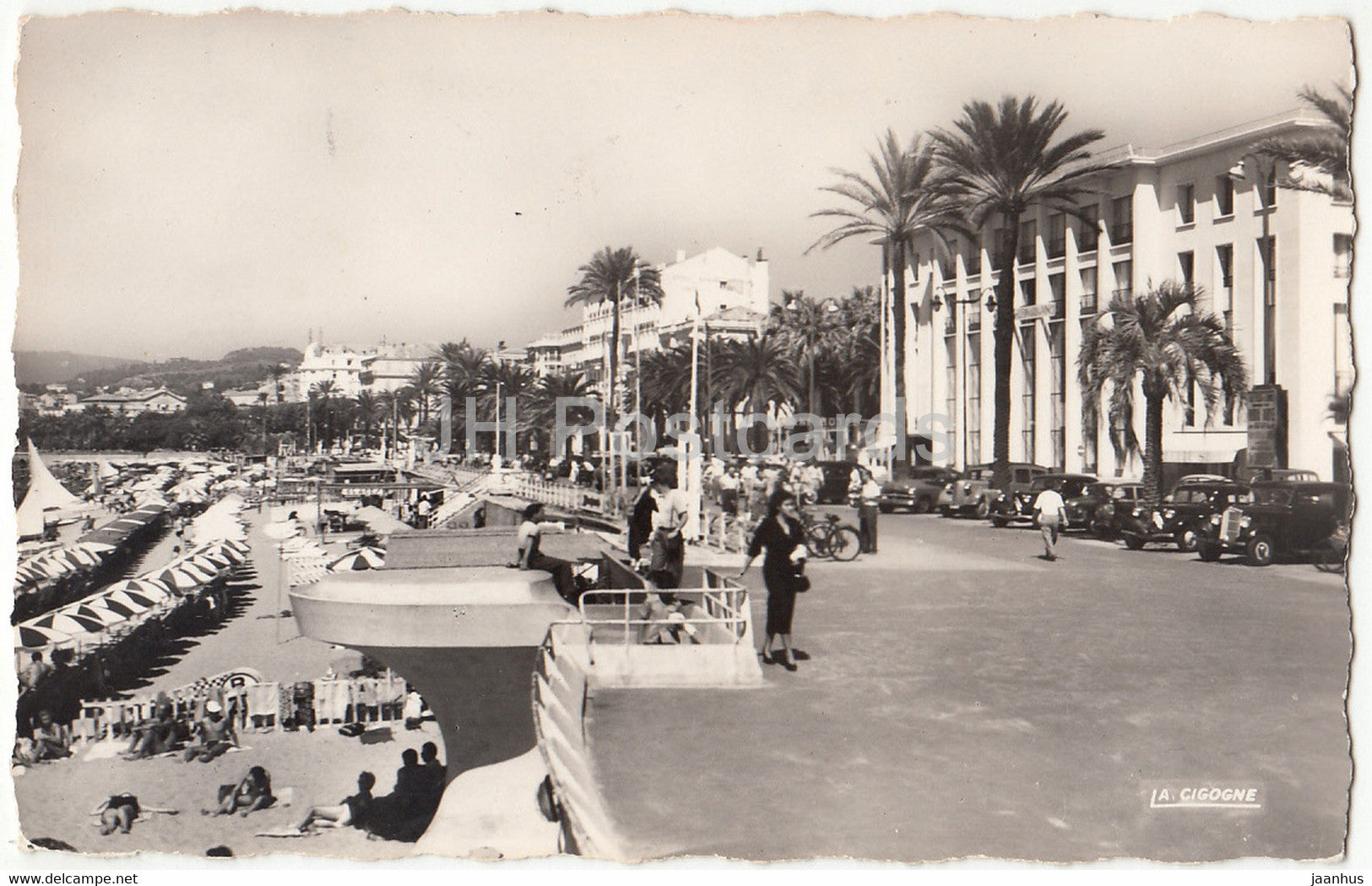 Cannes - Le Port - La Croisette et le Palais des Festivals - old postcard - France - used - JH Postcards