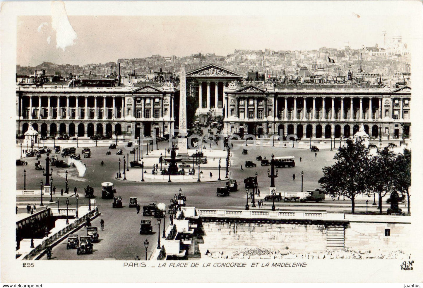 Paris - La Place de la Concorde et la Madeleine - 295 - old postcard - 1930 - France - used - JH Postcards