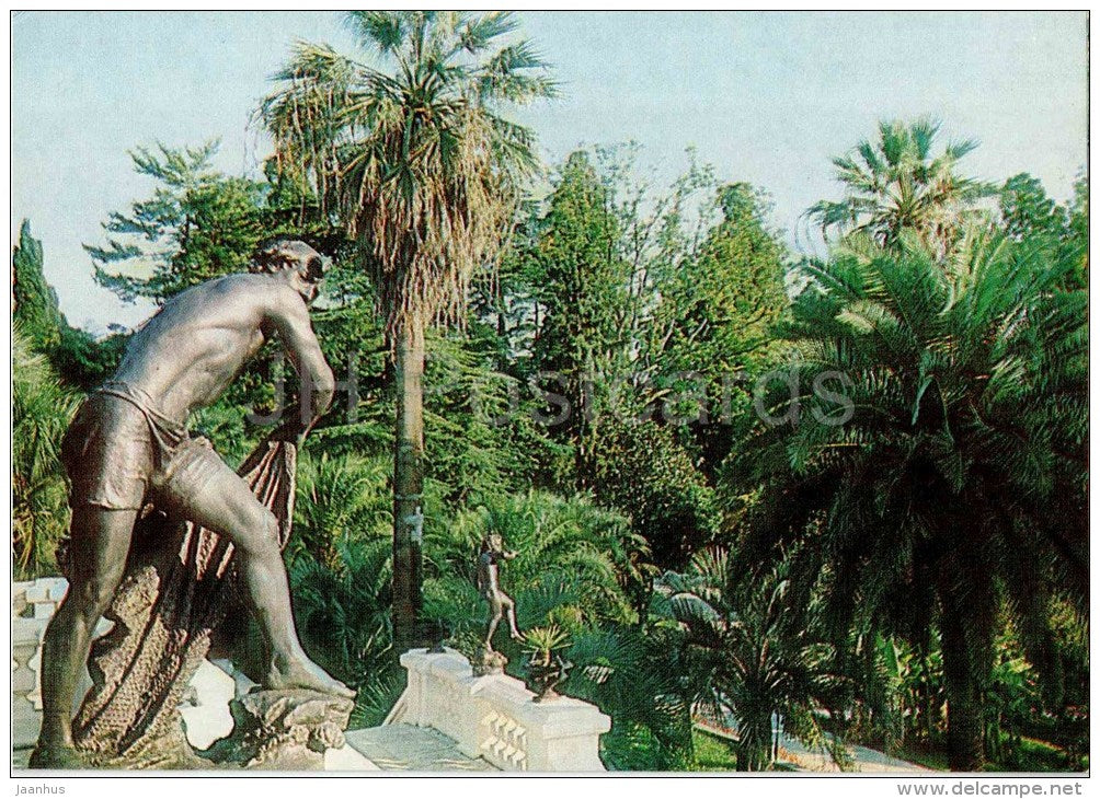 Sculpture of a Fisherman - Arboretum - Dendrarium - Botanical Garden - Sochi - 1985 - Russia USSR - unused - JH Postcards