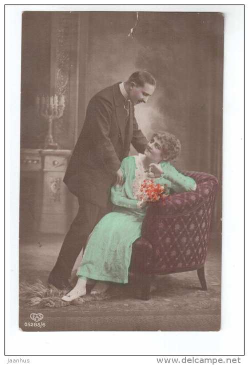man and woman - couple - EAS - 05285/6 - circulated in Estonia 1920 , Lasnamäe - used - JH Postcards
