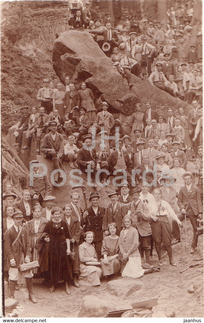 Group of People - excursion - photo - old postcard - unused - JH Postcards