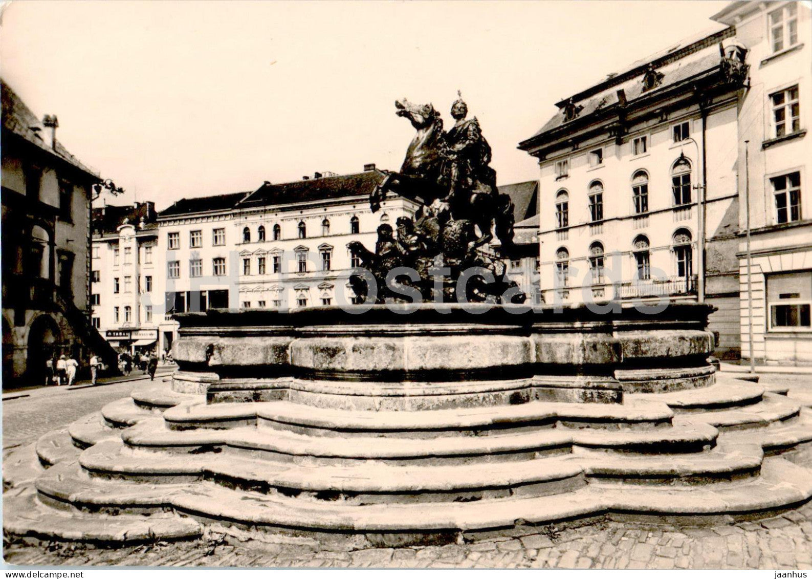 Olomouc - Cesarova kasna - sculpture - monument - Czech Repubic - Czechoslovakia - unused - JH Postcards