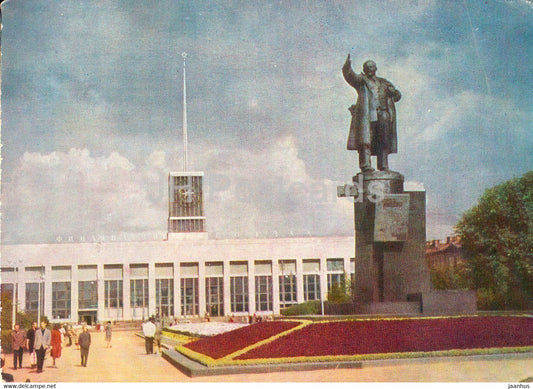 Leningrad - St Petersburg - monument to Lenin in Lenin square - Finland railway terminal - 1962 - Russia USSR - unused - JH Postcards