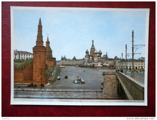 View of the Red Square from Moskvoretski bridge - 2820 - Kremlin - Moscow - old postcard - Russia USSR - unused - JH Postcards