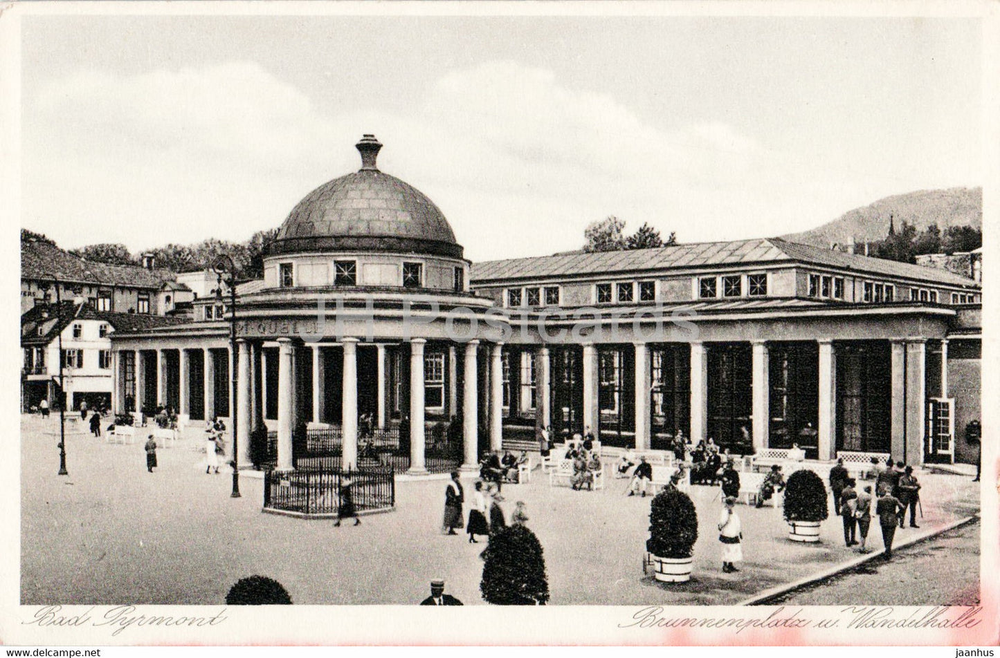 Bad Pyrmont - Brunnenplatz u Wandelhalle - 2143 - old postcard - Germany - unused - JH Postcards