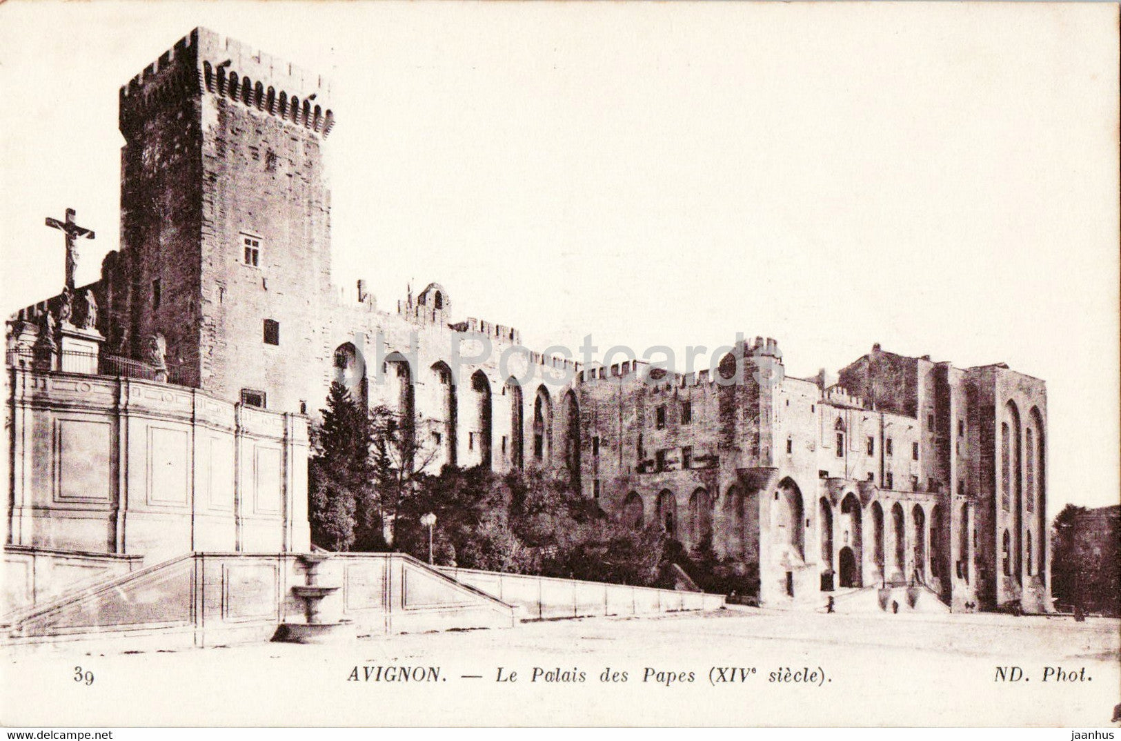 Avignon - Le Palais des Papes - 39 - old postcard - France - unused - JH Postcards