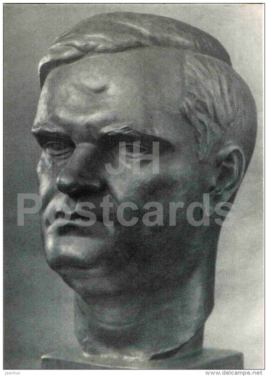 sculpture by Juozas Mikenas - Portrait of a Writer A. Ventslova , 1954 - lithuanian art - unused - JH Postcards