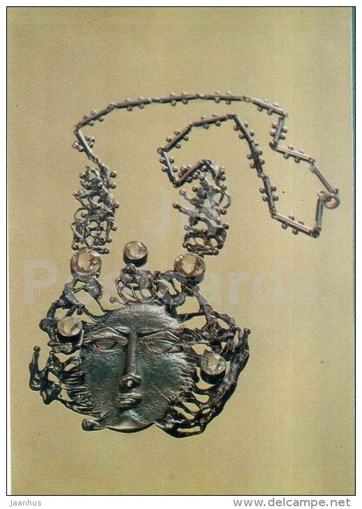 Neck ornament with a portrait by H. Raadik - silver - estonian jewelery art - 1975 - Estonia USSR - unused - JH Postcards