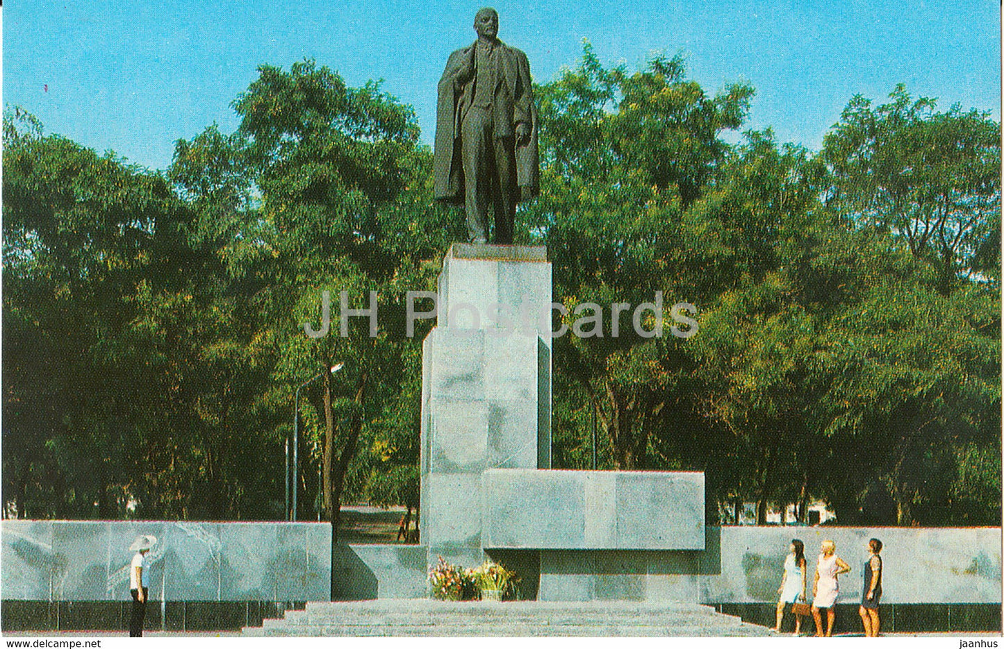 Kerch - monument to Lenin - Crimea - 1974 - Ukraine USSR - unused - JH Postcards