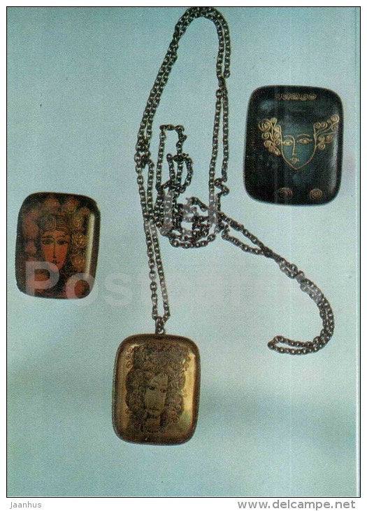 brooch Red Portrait and Violet Portrait by A. Ivask - porcelain - estonian jewelery art - 1975 - Estonia USSR - unused - JH Postcards