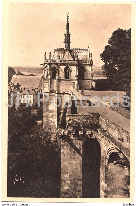 Chateau d'Amboise - La Chapelle St Hubert - 100 - castle - old postcard - France - unused - JH Postcards