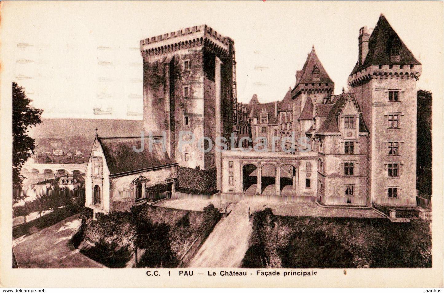 Pau - Le Chateau - Facade Principale - 1 - castle - old postcard - 1935 - France - used - JH Postcards