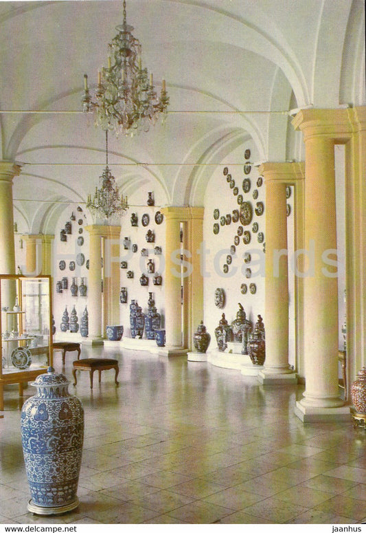 Bogengalerie der Porzelansammlung im Zwinger - porcelain - Porzelansammlung - Zwinger - DDR Germany - unused - JH Postcards