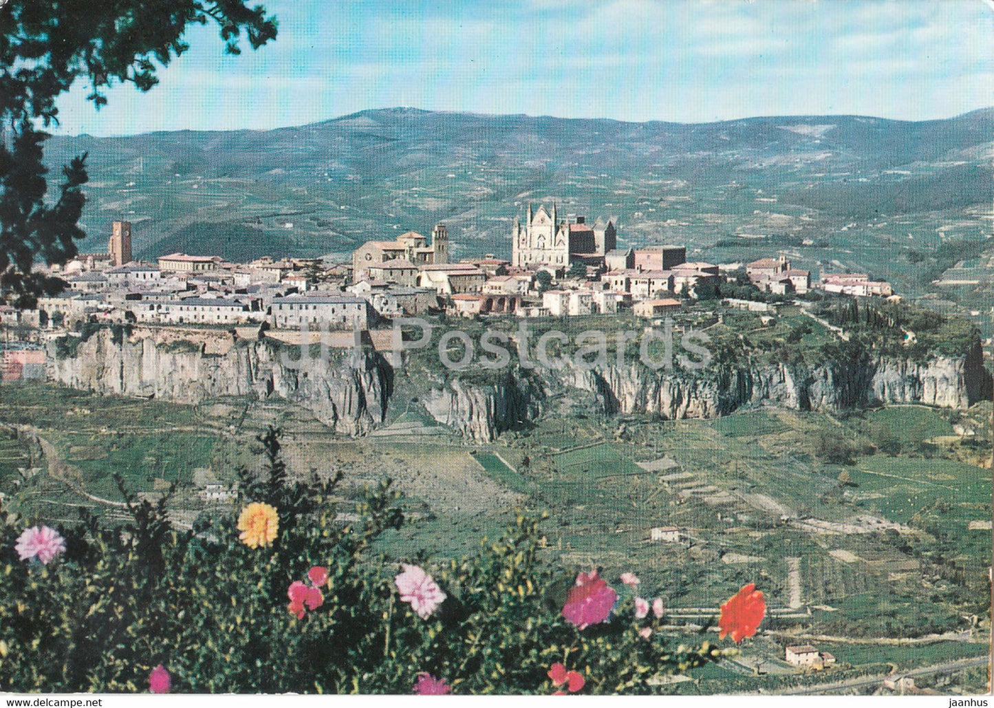 Orvieto - panorama - 46277 - Italy - unused - JH Postcards