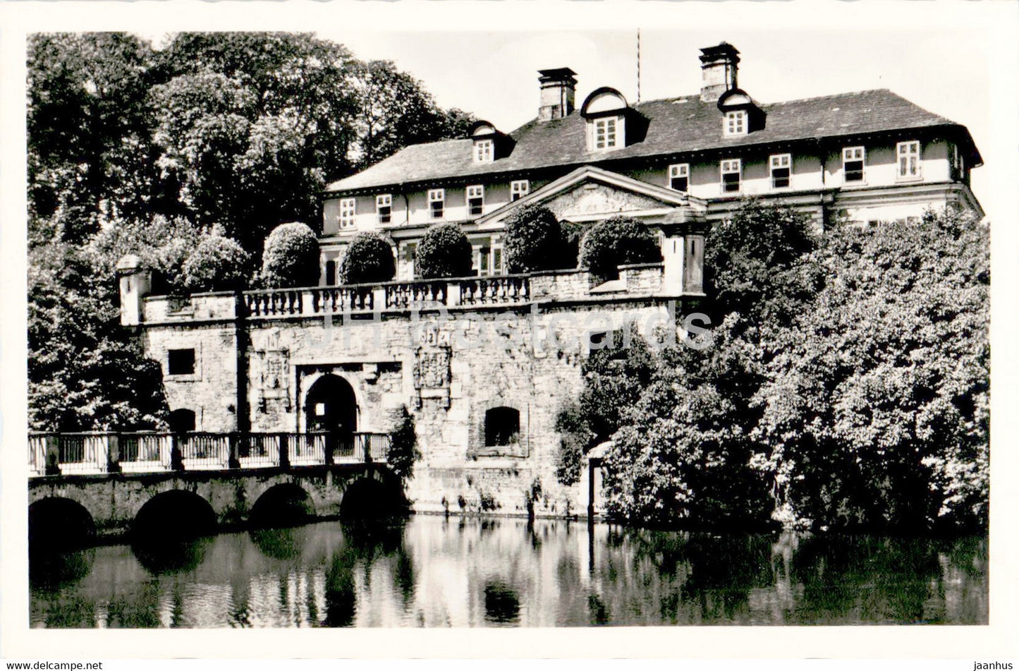 Bad Pyrmont - Das Schloss - castle - old postcard - Germany - unused - JH Postcards