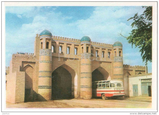 Kosh-Darvaza - bus - Khiva - 1979 - Uzbekistan USSR - unused - JH Postcards